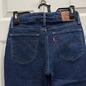 Levi's Women's Dark Blue Distressed Skinny Jeans